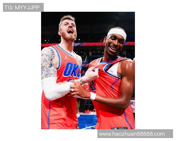 雷霆大胜国王的赛后,杰伦竟对哈腾大打出手! 雷霆大胜国王的赛后,杰伦竟对哈腾大打出手!