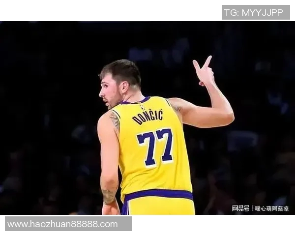 艾顿两双东契奇29+6，詹姆斯关键造技犯+致胜罚球，湖人复仇太阳