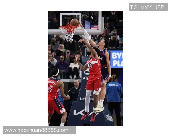 快船完胜！哈登22分10罚，乔治23+5榜眼驱逐，伦纳德33+4追平记录